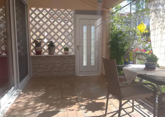 Sofia's House פלוגיטה